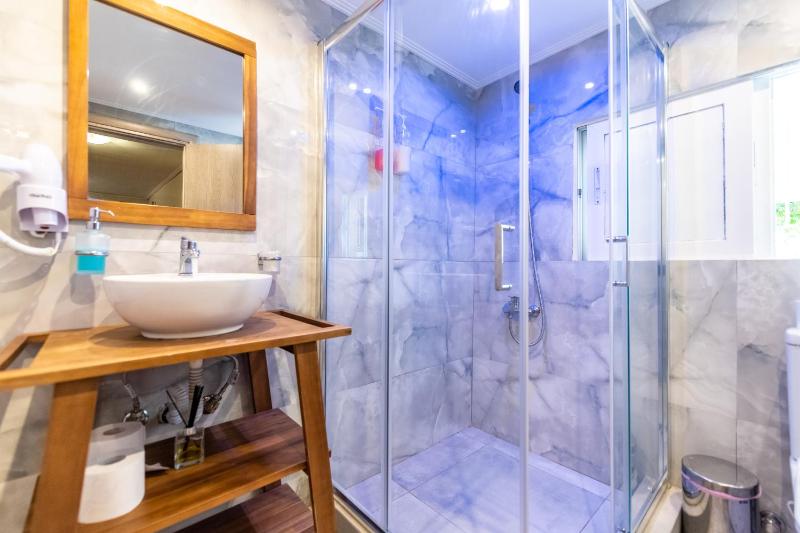 Studio F - Ground Floor image 4