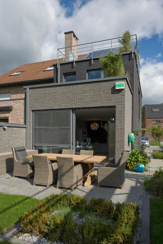 Three-Bedroom House image 2