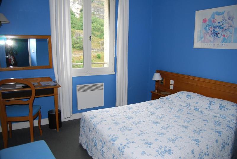 Standard Double Room with Valley View image 1