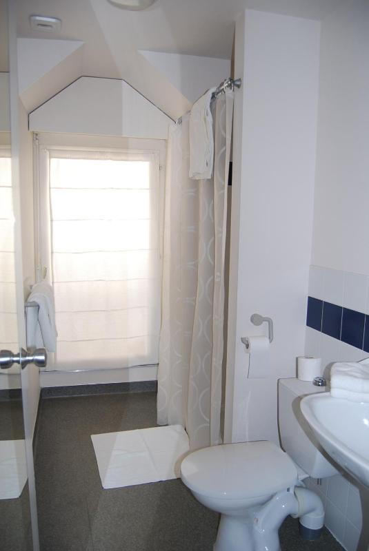 Triple Room image 2