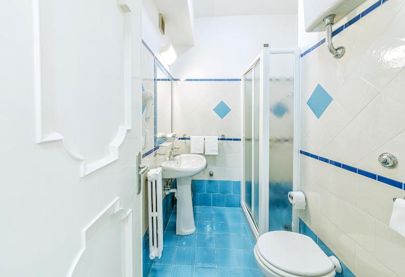 Double or Twin Room with Sea View image 2