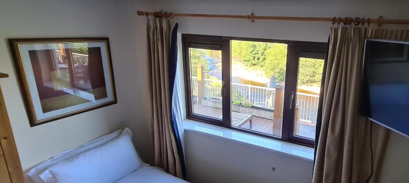 Quadruple Room with Shower image 2