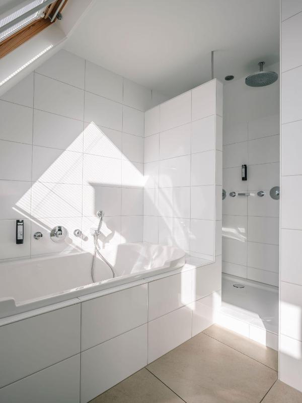Suite image 2