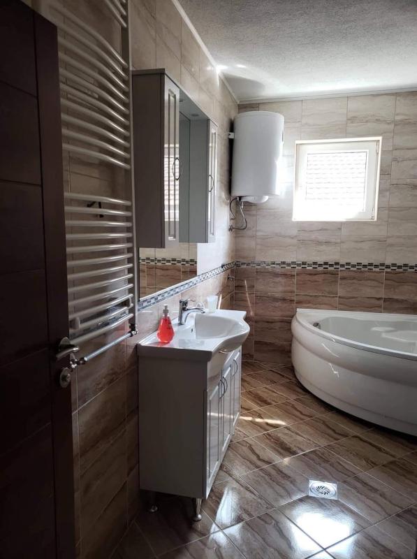 Double Room with Mountain View image 3