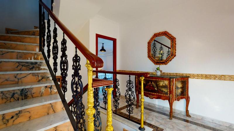 Majestic Villa by the Beach Heated Private Pool & Jacuzzi - image 12