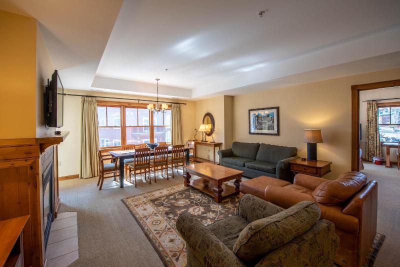 Three-Bedroom Apartment image 1