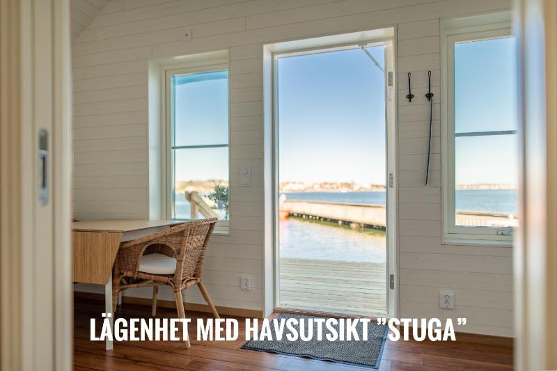 Apartment with Sea View image 1