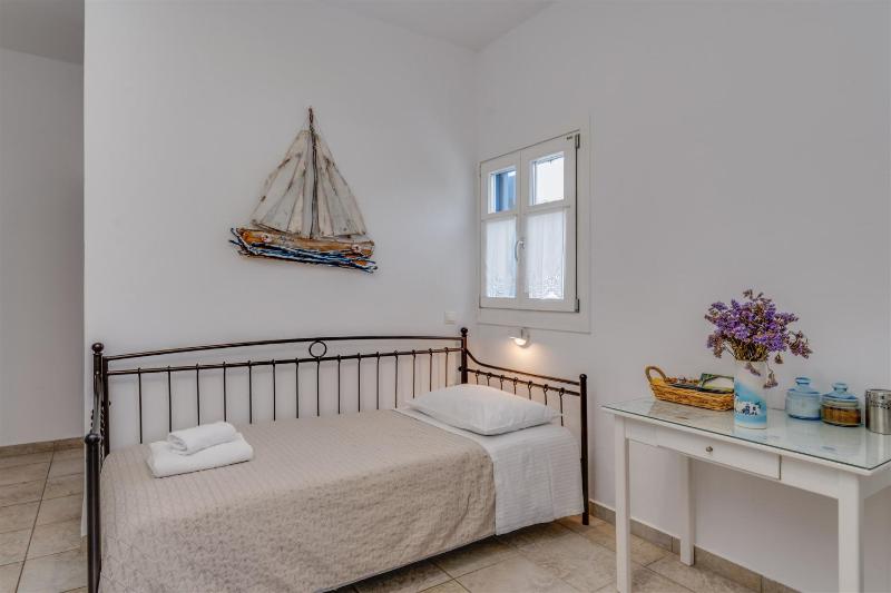 One-Bedroom Apartment ( 4 Adults) image 4