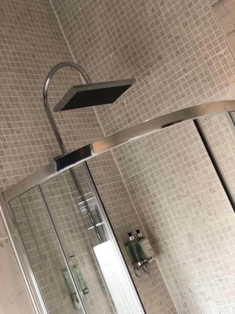 Family Room with sofa bed image 3