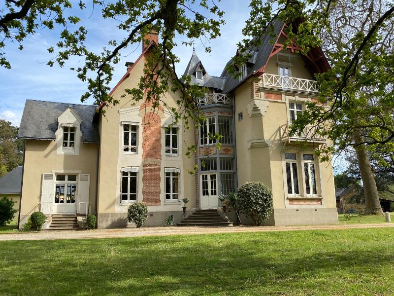 Château de la Coudraie et La Petite Coudraie Images