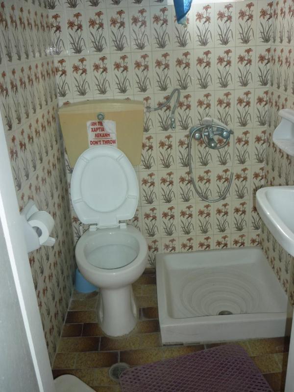 Triple Room with Garden View image 1