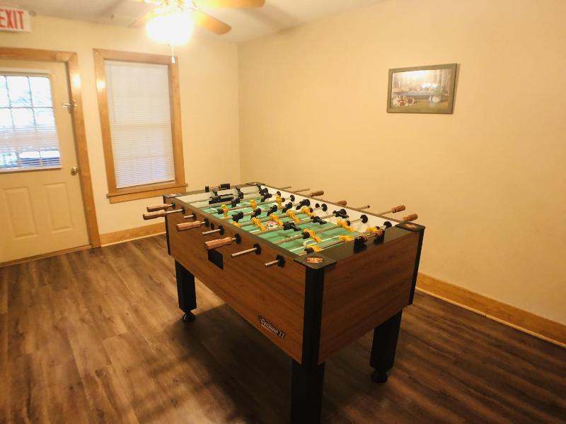 Quiet Condo with Retreat Atmosphere - image 24