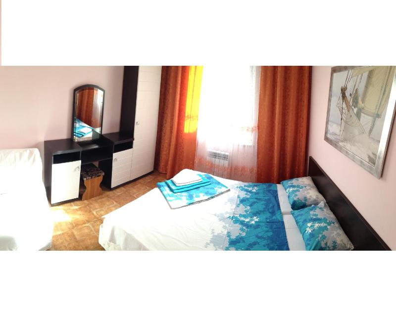 Double or Twin Room with Extra Bed image 2