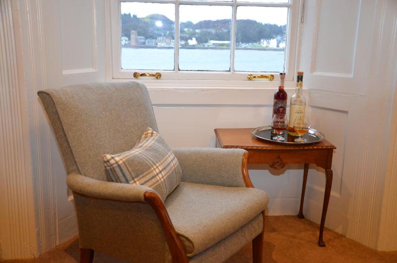 King Room with Sea View image 3