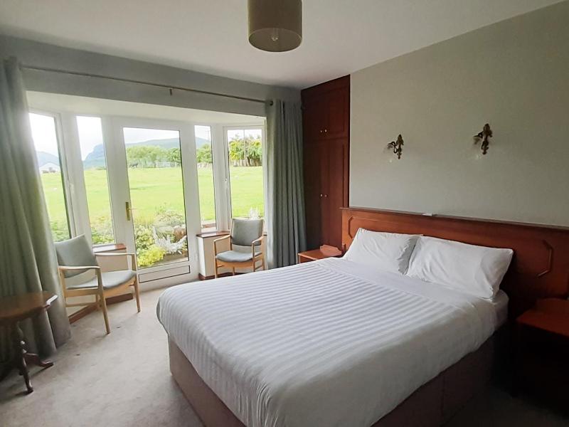 Double Room image 1