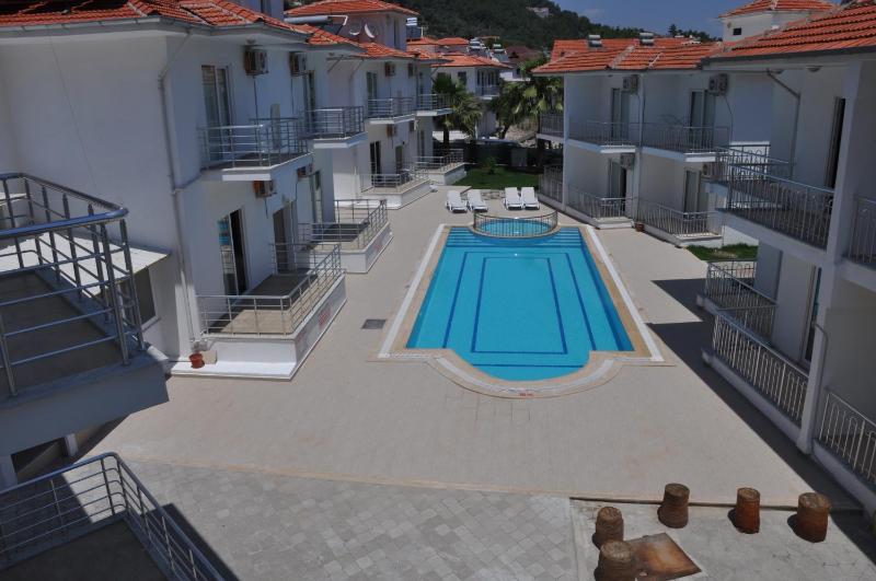 1+1 Apartment With Kitchen image 3