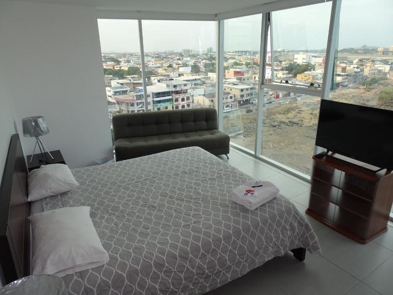 Quo Habitación en Lujoso Departamento a 1 minuto del Aeropuerto - image 15