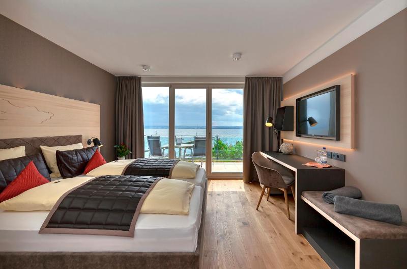 Comfort Double Room with Lake View Belle Etage image 1