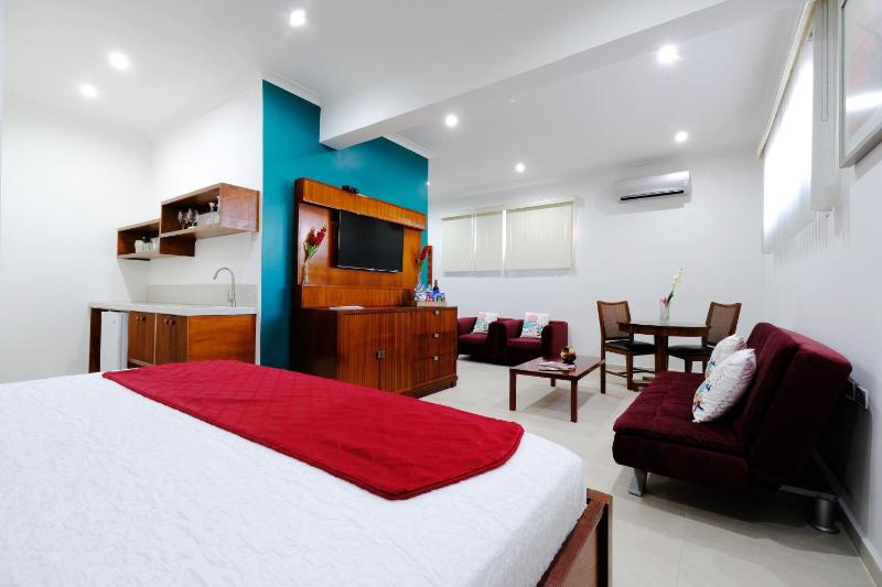 Victoria City Hotel - image 31