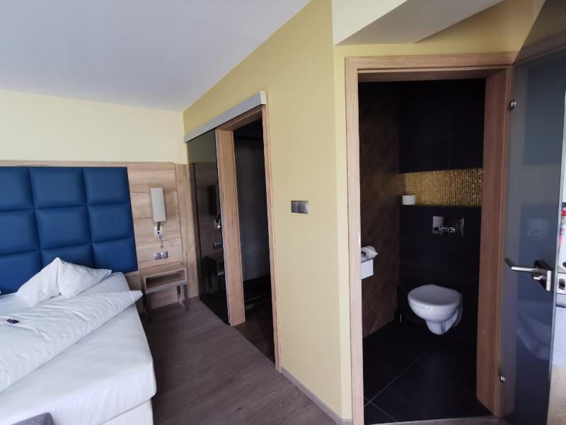 Executive Triple Room image 3