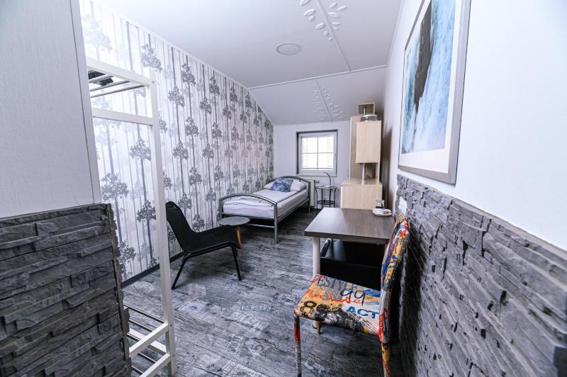 Single Room image 1