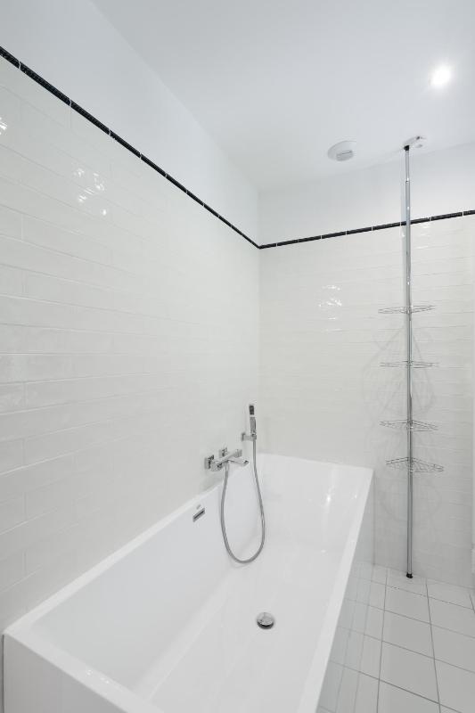 Executive Suite image 3
