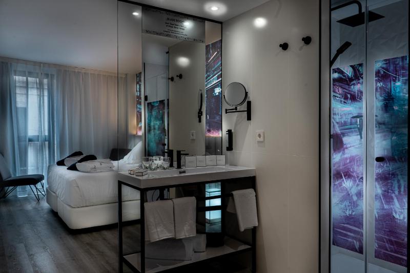 Superior Double Room image 2