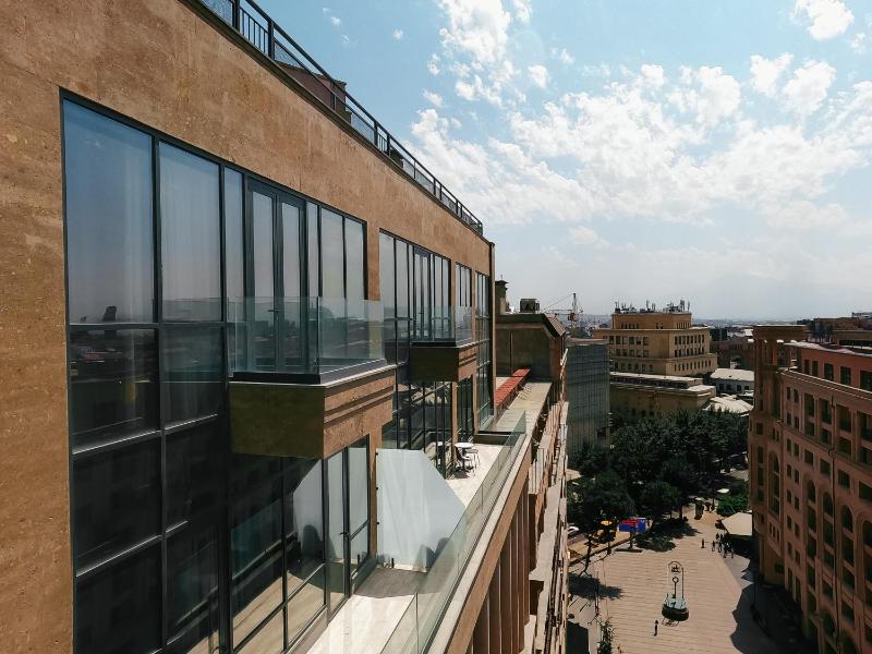 Superior Apartment image 3