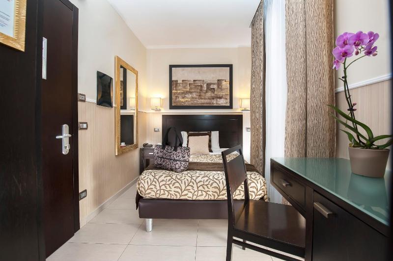 Comfort Single Room image 2