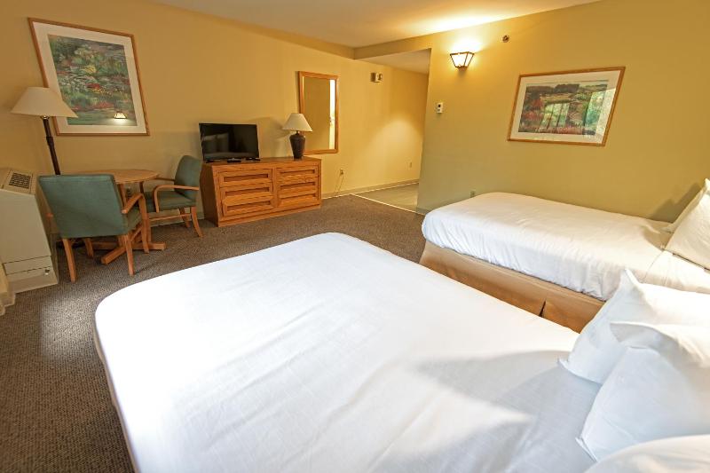 Double Room image 2