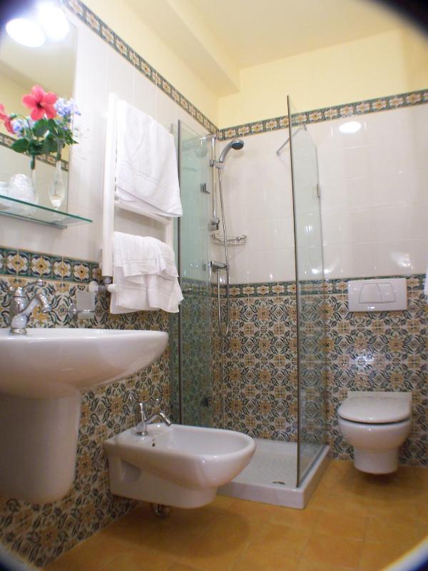 Double Room with Mountain View image 4