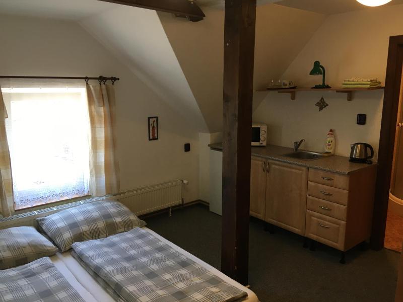 Double Room image 4