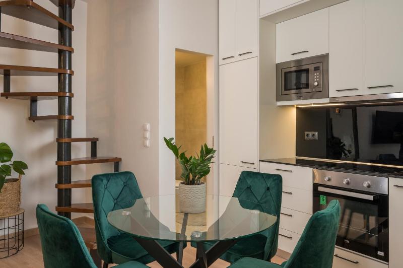 Ethyr City Living - image 8