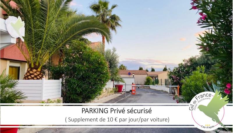 Suite with Terrace with heated swimming pool access image 3