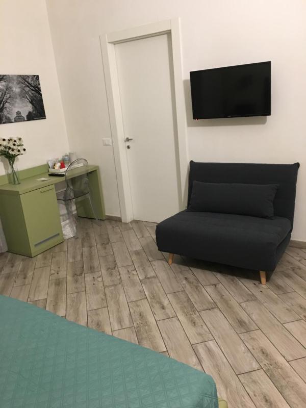 Triple Room image 3