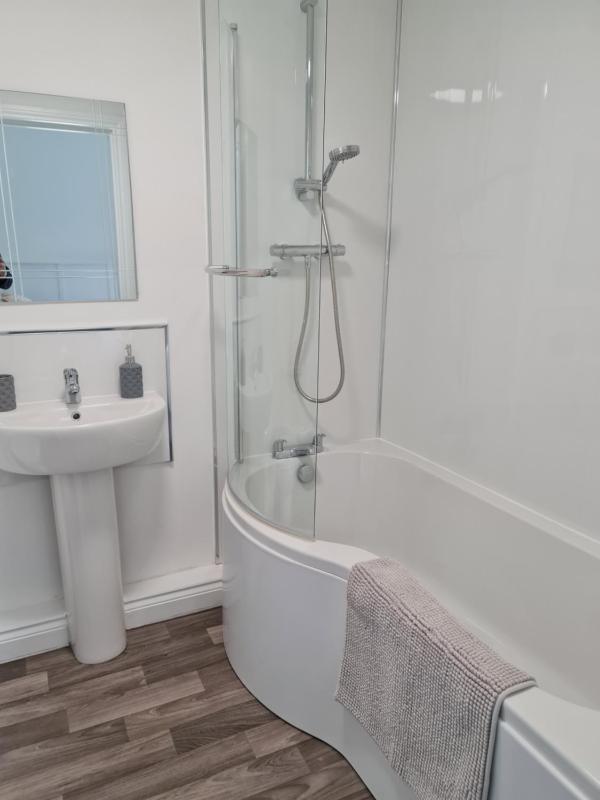 Double Room with Private Bathroom image 4