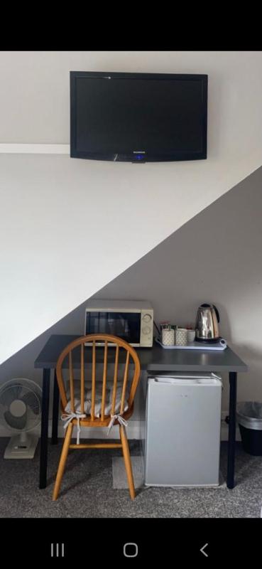 Budget Twin Room image 1