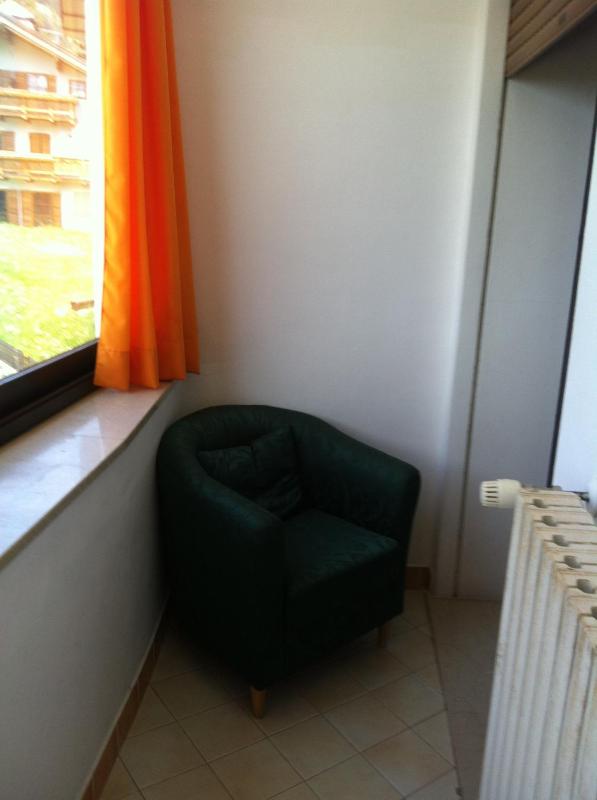 Single Room image 4