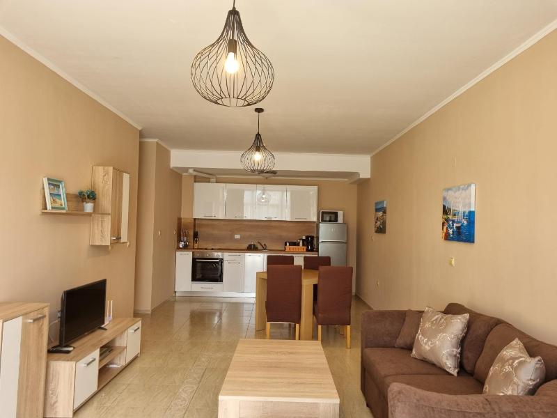 Diamond Apartments - image 32
