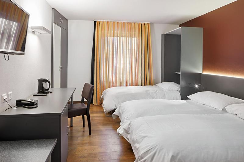 Premium Room image 4