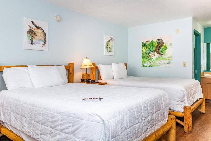 Standard Double Room image 2