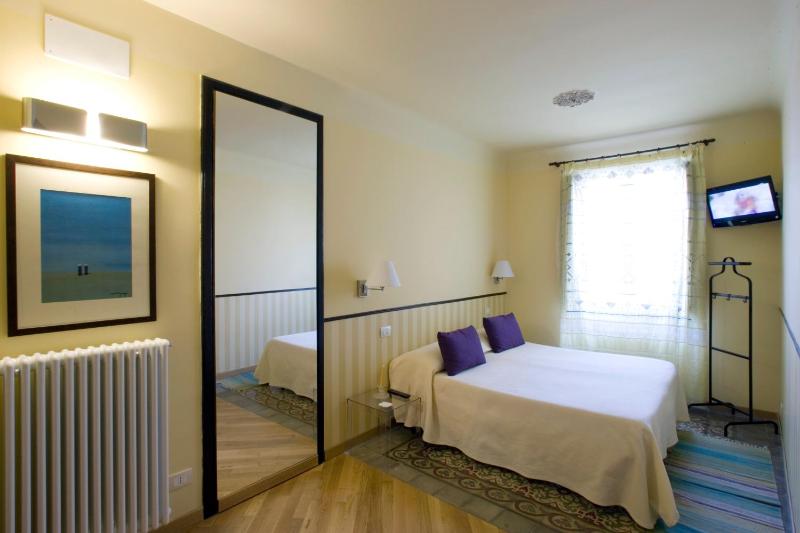Alla Marina Bed And Breakfast - image 12