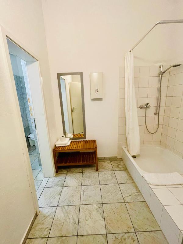 Superior Studio Ground Floor No Rhine River View  image 3