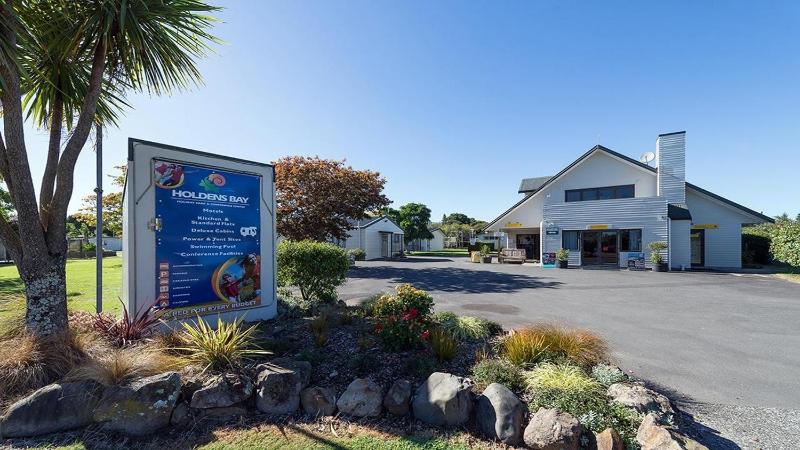 Holdens Bay Holiday Park - image 1