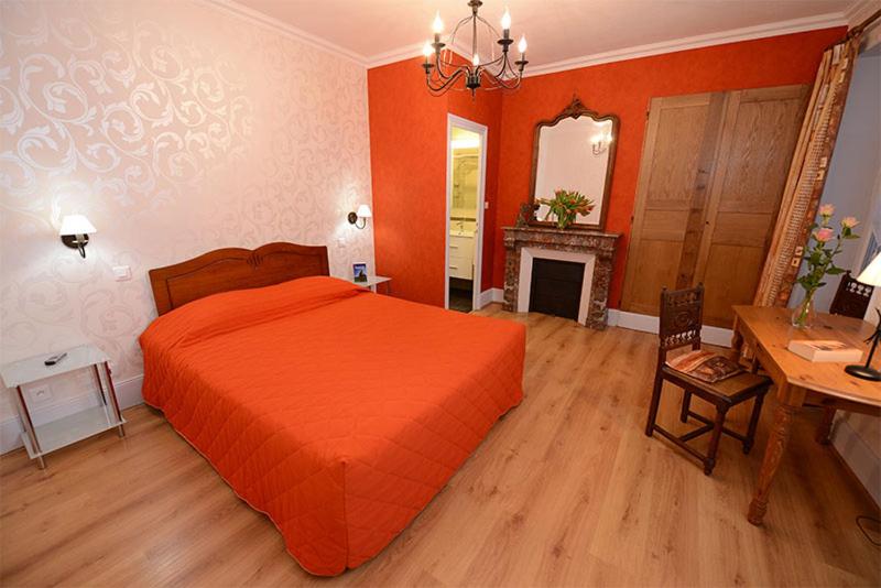 Superior Double Room image 3