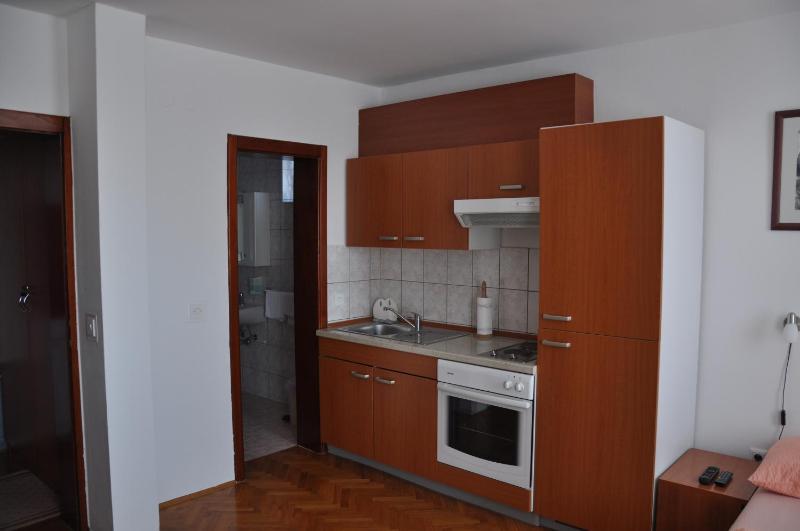 Double Room image 2