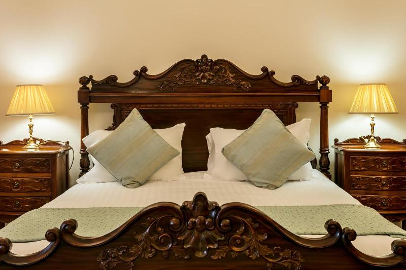 Executive Double Room image 4