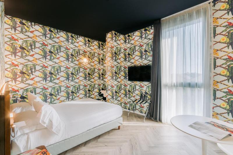 Superior Double Room image 4