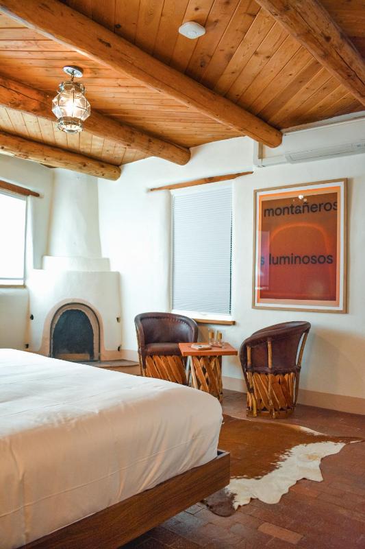 Junior Suite image 2