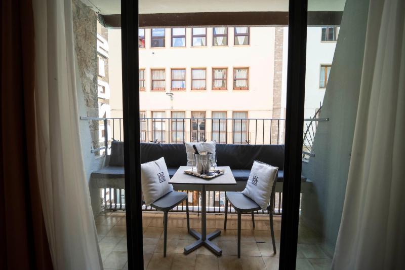 Superior Double or Twin Room with Terrace image 2